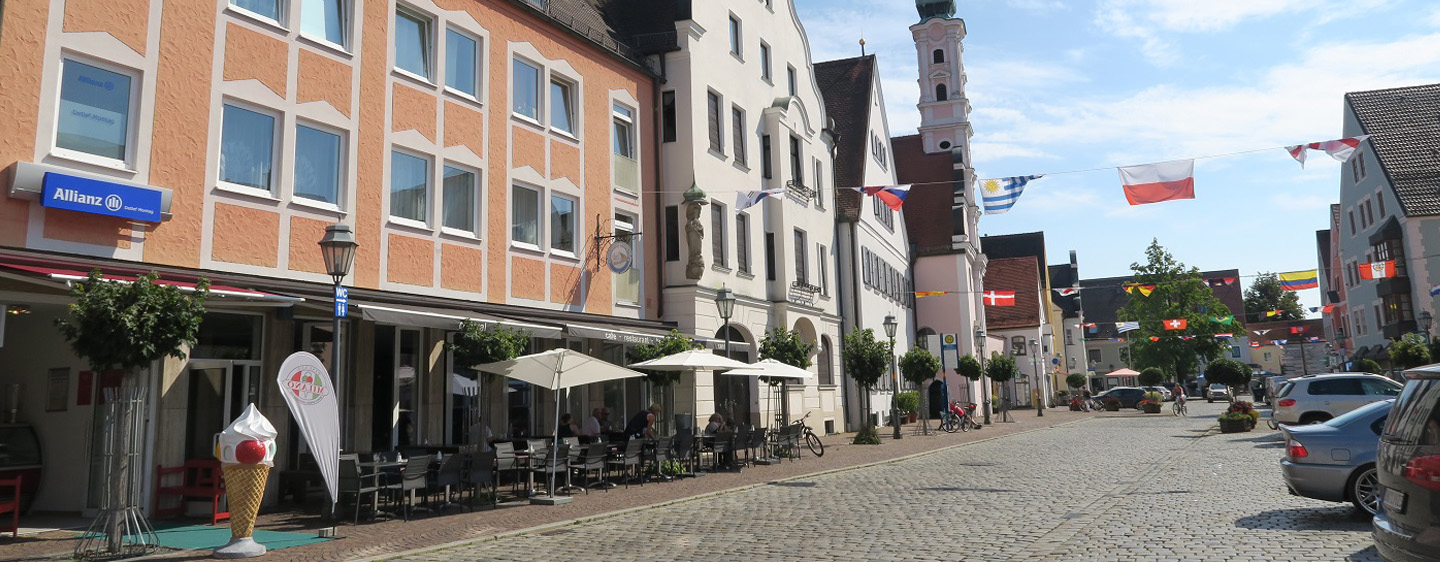 Altstadt Aichach mit historischen Gebäuden